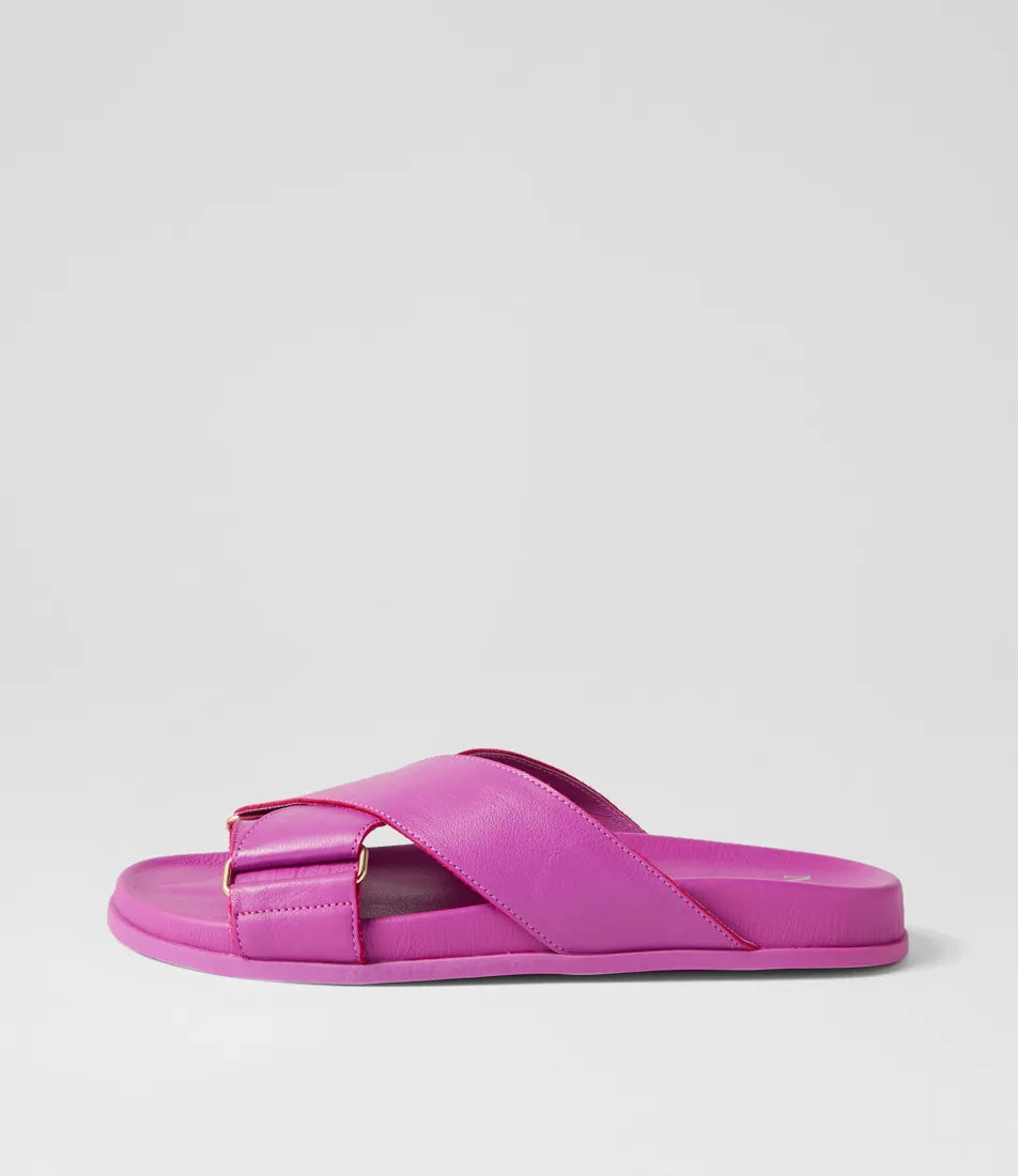 Hefti Leather Slides